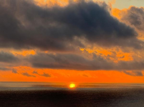 Peaceful Seascape, 50m to the beach
